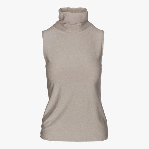 Haut col roulé glamour OCONI sur un fond blanc.