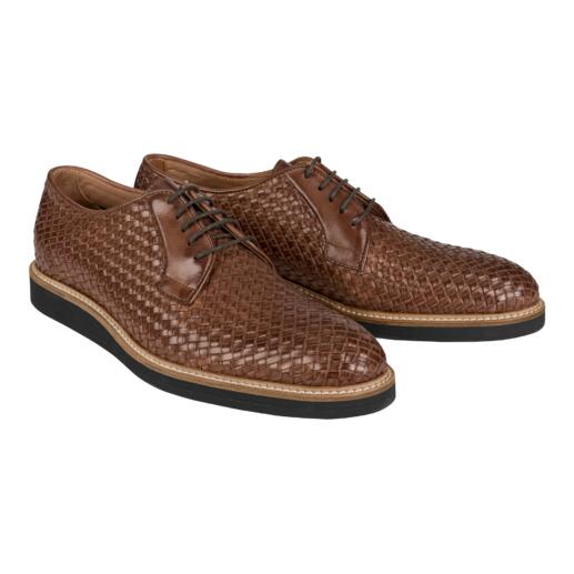Derby tressé Casanova, paire de chaussures en brun avec design tressé.