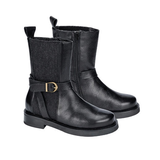 Bottes de biker noires avec fermeture éclair latérale et boucle.
