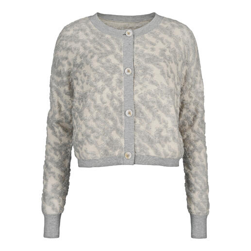 Veste jacquard 3D grise avec boutons et encolure ronde.