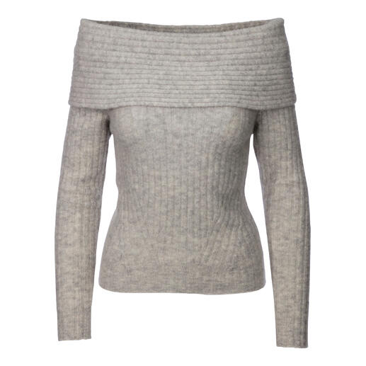 Pull en cachemire gris clair avec encolure dégagée