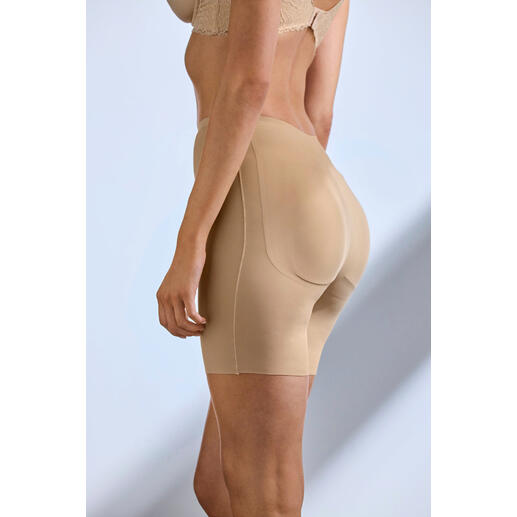 Beige Short Bum-Lift beige, photographié de côté, souligne les contours.