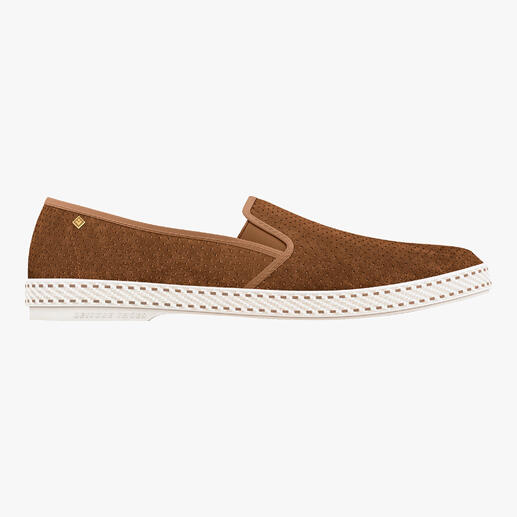 Mocassins en cuir bronze en vue de profil