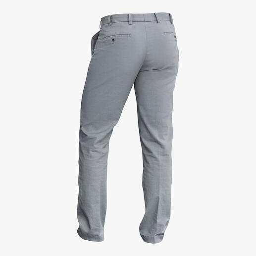 Pantalon gris, vue de dos, sur fond blanc.