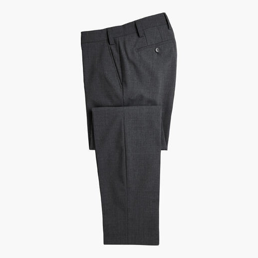 Pantalon en laine lavable gris en pleine longueur, plié.