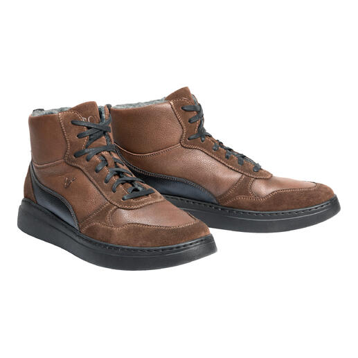 Sneaker d'hiver OCONI brun avec lacets et doublure, vue de côté, taille 41
