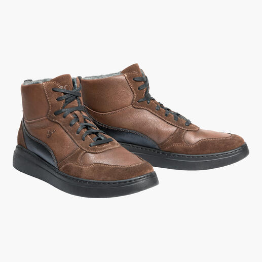 Sneaker d'hiver OCONI brun avec lacets et doublure, vue de côté, taille 41