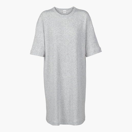 Grand t-shirt gris sans manches sur fond blanc