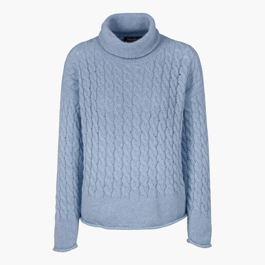 Pull en alpagas bébé bleu clair avec col montant.