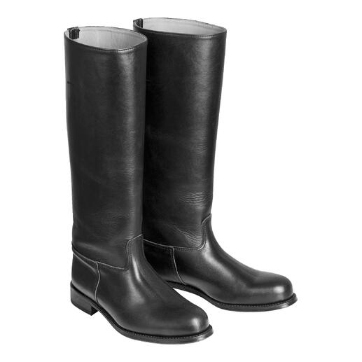 Bottes d'équitation en cuir noires avec tige haute.