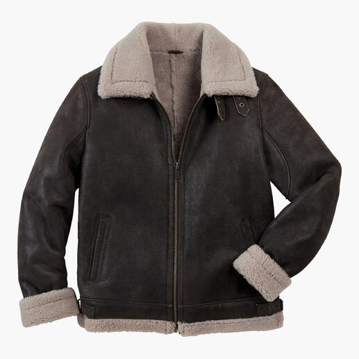 Veste d’aviateur en peau d’agneau B3 OCONI Une légende : la B3, la veste de vol du l’US Army Air Corps de 1934. Veste de pilote en agneau marron sur fond blanc