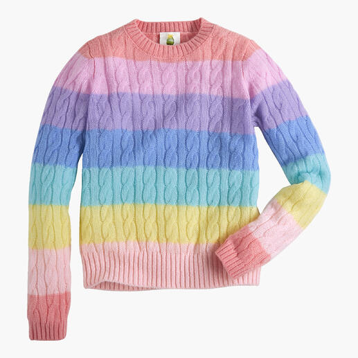 Pull rayé en couleurs pastel, sur fond blanc.