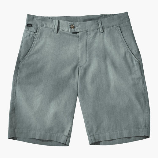 Bermudas en lin vert avec poches, taille 48.