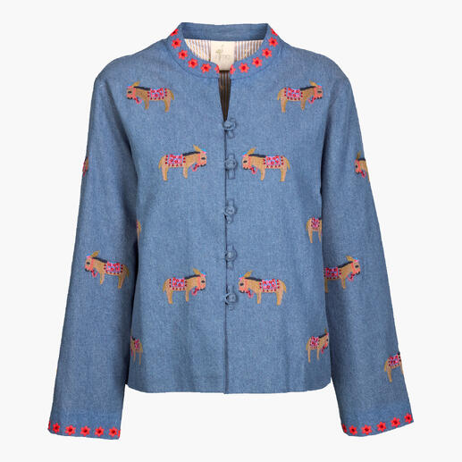 Veste en jean brodée en bleu avec un design nostalgique.