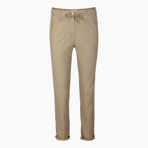 Pantalon jogging en tissu Panama beige avec taille élastique.