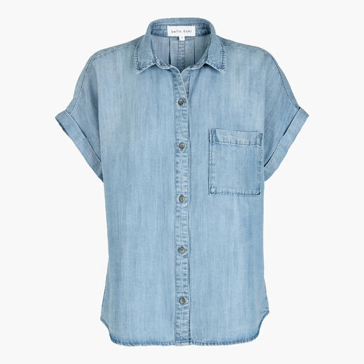Chemise en denim doux à manches courtes de Bella Dahl en denim clair, taille 34.