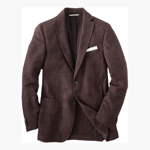 Veste en grain de riz rouge foncé, ouverte.