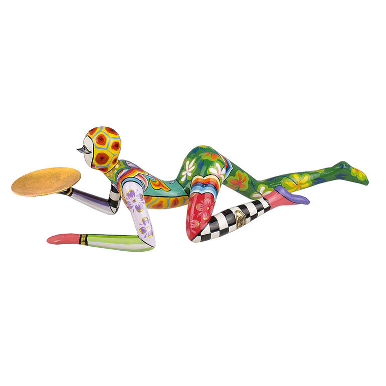 Sculpture colorée de l'Acrobate de Tom tenant une assiette en or.