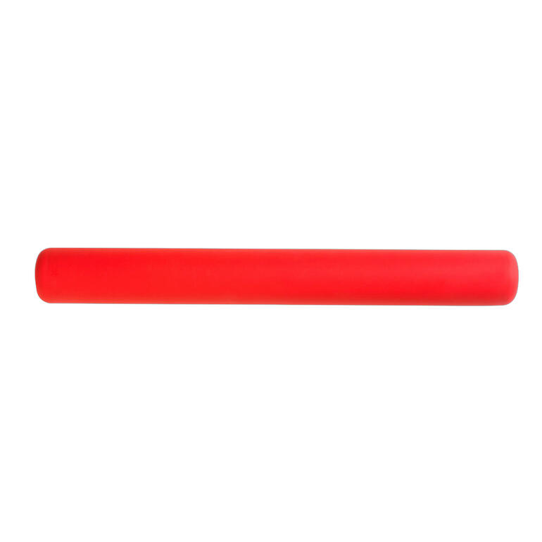 Les diverses couleurs permettent de différencier les diverses hauteurs des anneaux. Roulette en silicone rouge sur fond blanc