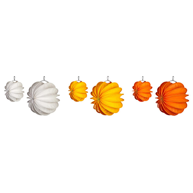 Blanc, Jaune et Orange Lampions tout temps Barlooon de tailles et couleurs différentes.
