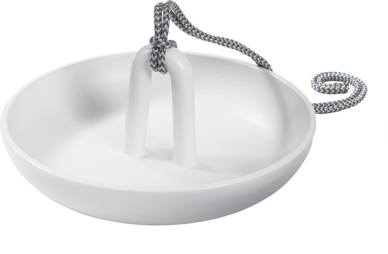 Bassin suspendu pour oiseaux Bain d'oiseaux suspendu blanc sur fond blanc.