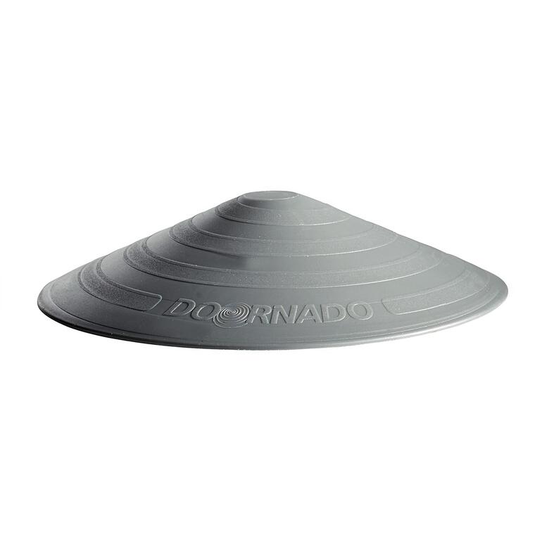 Objet de porte Doornado gris sur un fond blanc.