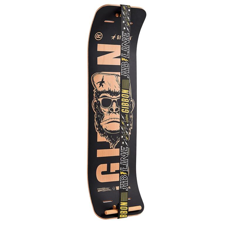 Fabriqué à partir de bois de hêtre durable. Set Giboard avec un design stylé et des détails de courroie
