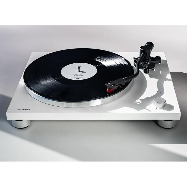Blanc Platines sonoro PLATINUM en blanc avec un disque vinyle