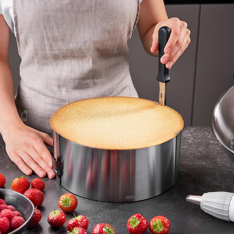 Anneau à gâteau Vario CLIP avec biscuit et baies