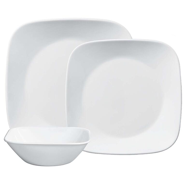Le lot contient : 4 assiettes plates, 4 assiettes à dessert, 4 bols.