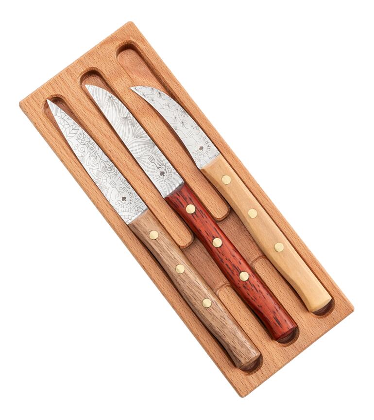 Ensemble de couteaux Solinger Zöppken dans une boîte en bois.