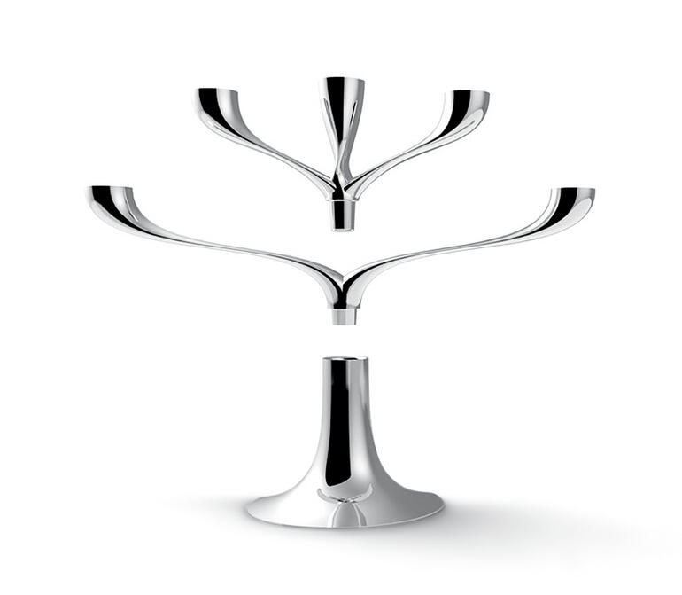 Chandelier 3-en-1 au design moderne sans bougies.