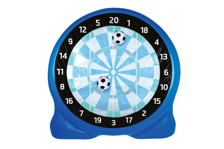 Gros plan d'une cible de football-dart avec des points.