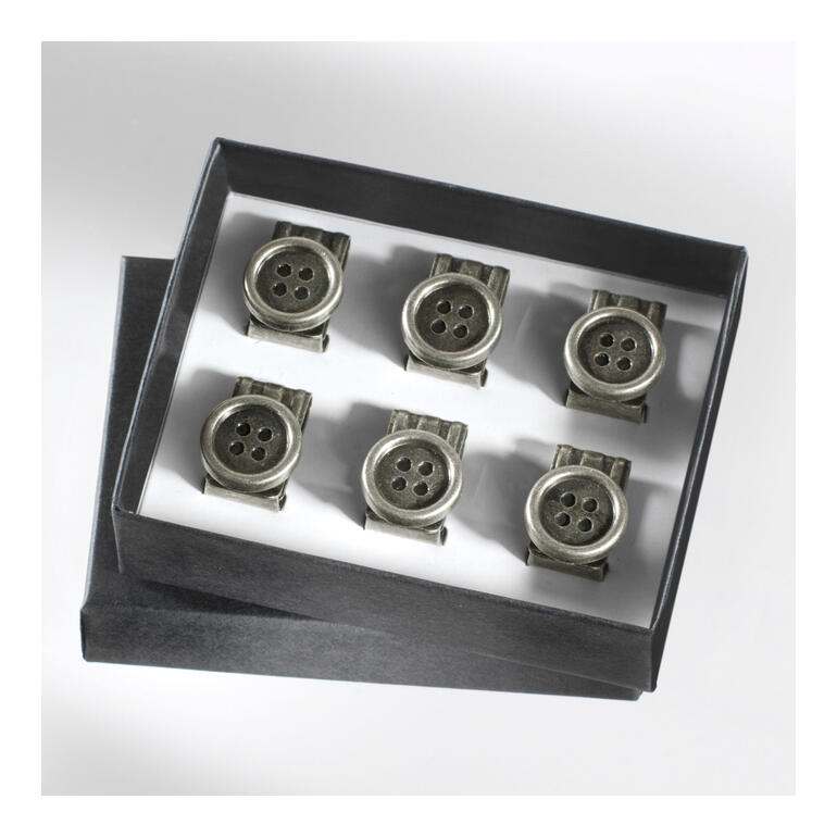 Six clips de bouton pour bretelles en argent dans une boîte cadeau noire.