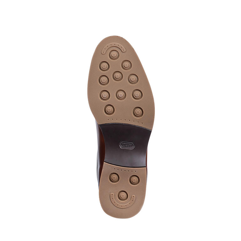 Cognac Semelle d'une chaussure Cordwainer Edelsneaker avec base antidérapante.