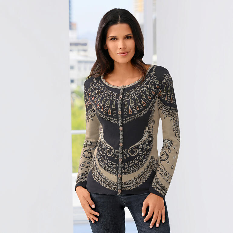 Veste en jacquard IVKO avec motif frappant et boutonnière à l'avant.