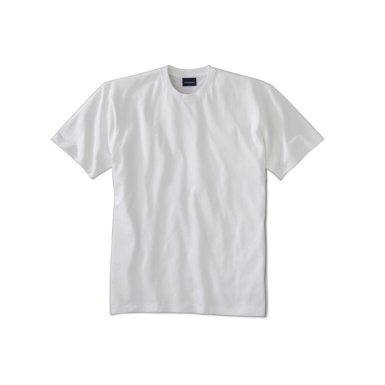 T-shirt blanc sur fond neutre