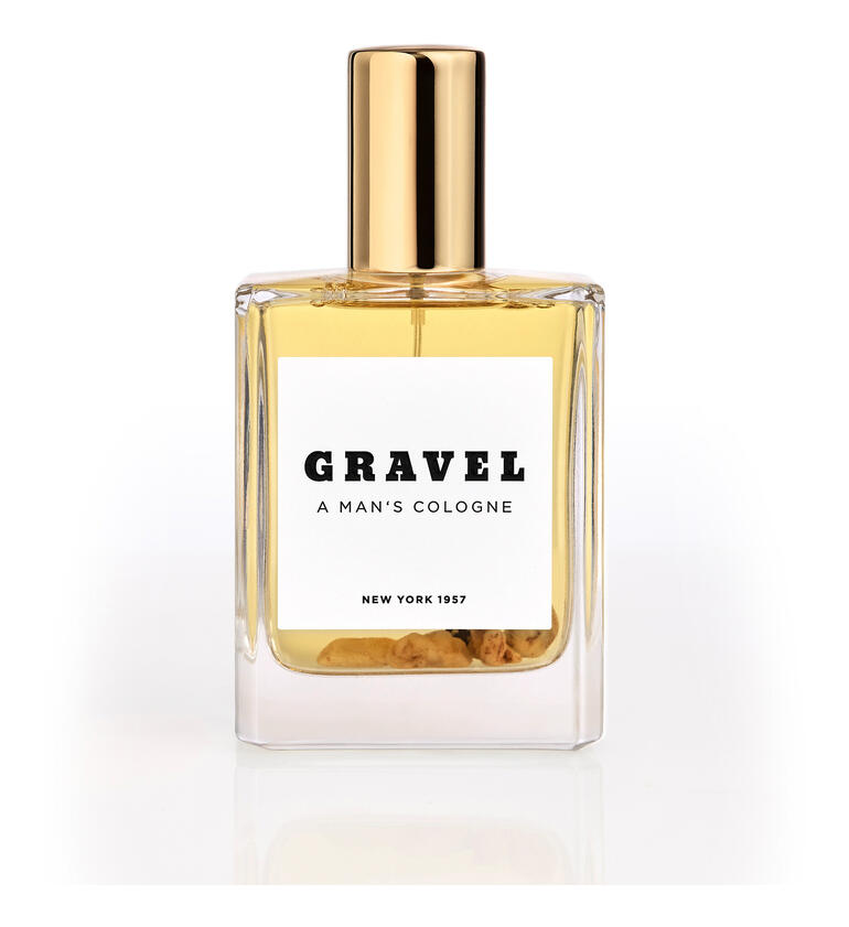 Eau de Parfum Gravel Spray, 100 ml Spray Eau de Parfum Gravel avec bouchon doré sur fond blanc