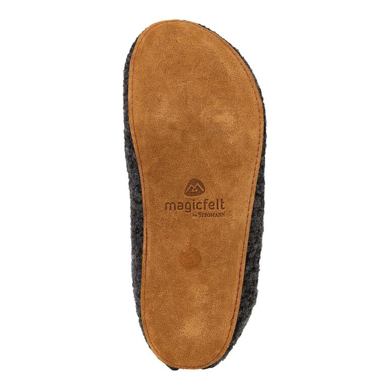 Semelle d'une botte Gottstein Walkstrick grise avec le logo magicfelt.