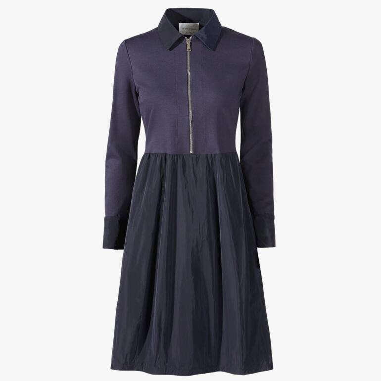 Vue complète de la robe casual navy avec design élégant et fermeture éclair.