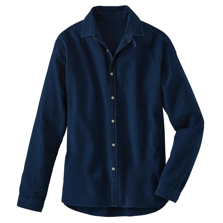 Chemise en jean et seersucker Oliver Spencer      - Fabriquée en tissu seersucker léger. En teinture indigo authentique. Par Oliver Spencer/Londres. Chemise en jeans Seersucker foncé, vue de face.