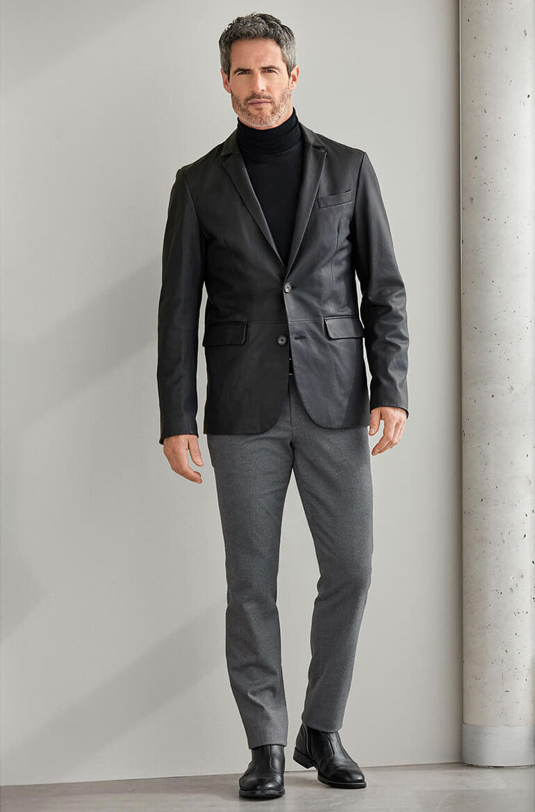 Anthracite Homme en blazer noir OCONI en cuir d'agneau sur fond neutre