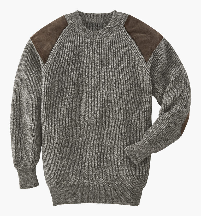 Pull gris avec des détails bruns sur un fond blanc.