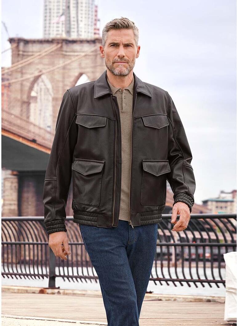Veste fonctionnelle en cuir d’élan Homme en blouson utility en cuir d'élan avec deux poches, ayant un aspect élégant à l'extérieur