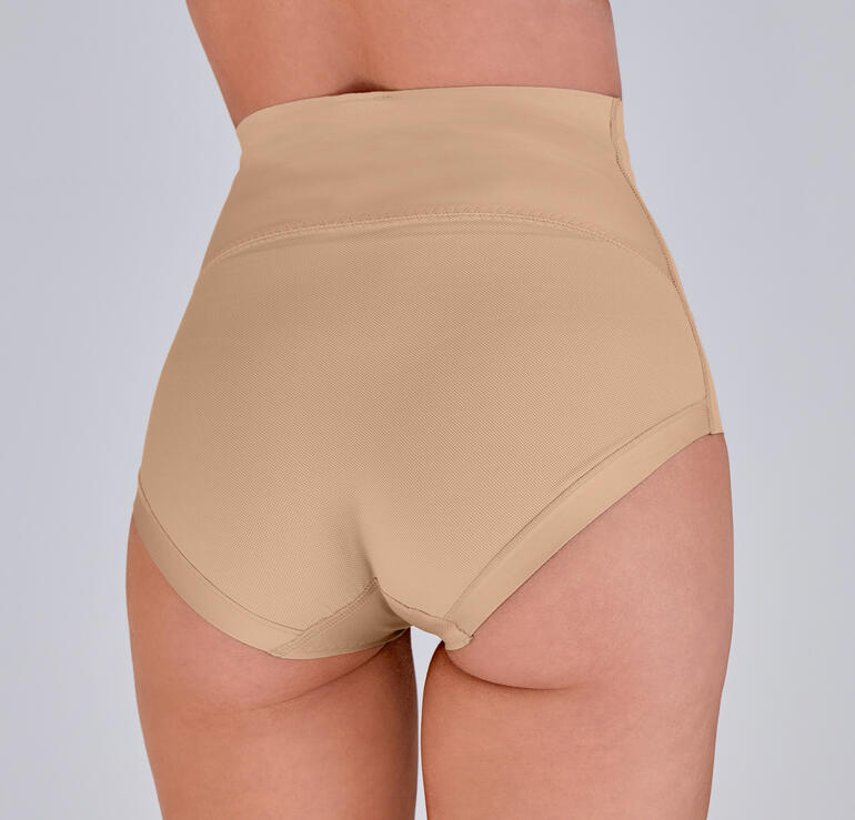 Dame en shapewear beige d'Anita, vue de dos.