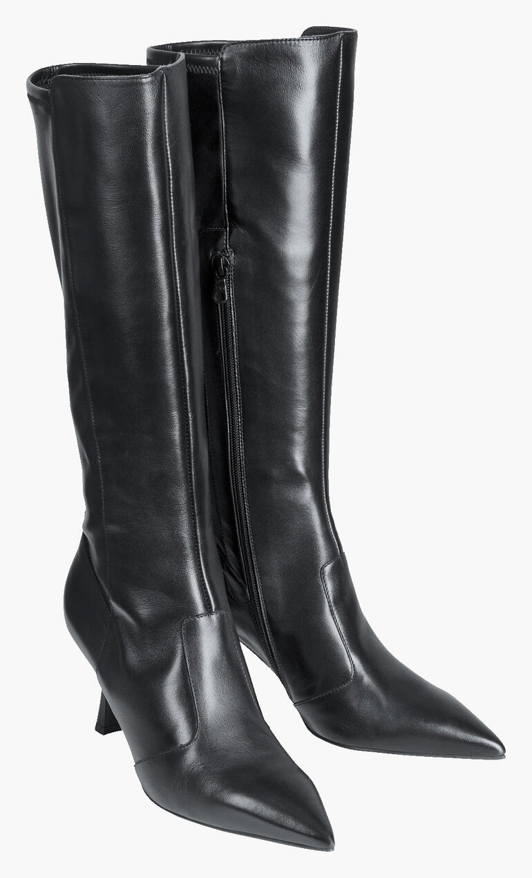 Bottes en cuir stretch noires avec tige haute et talon pointu.