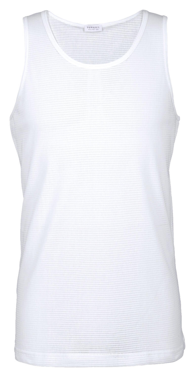 Débardeur en mesh blanc sans manches sur fond blanc.
