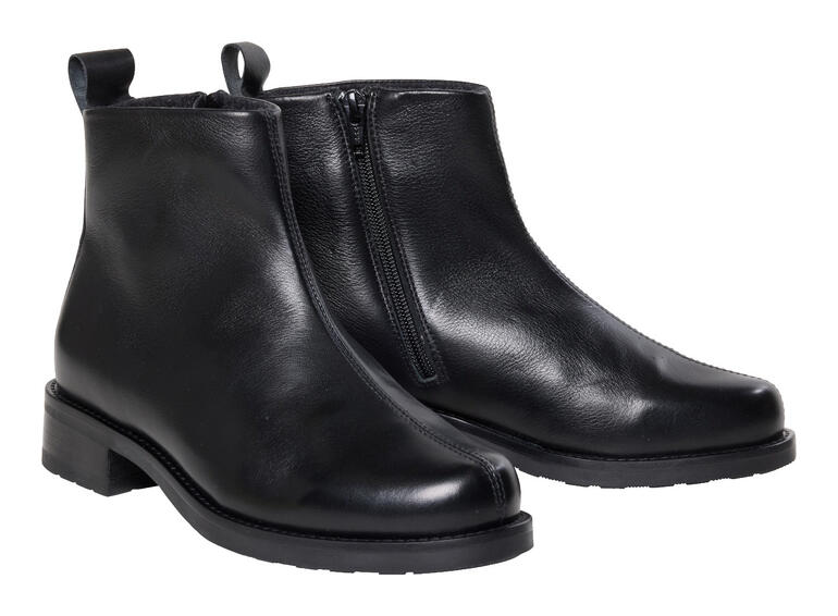 Bottines noires Werner minimal en taille 36, design simple.